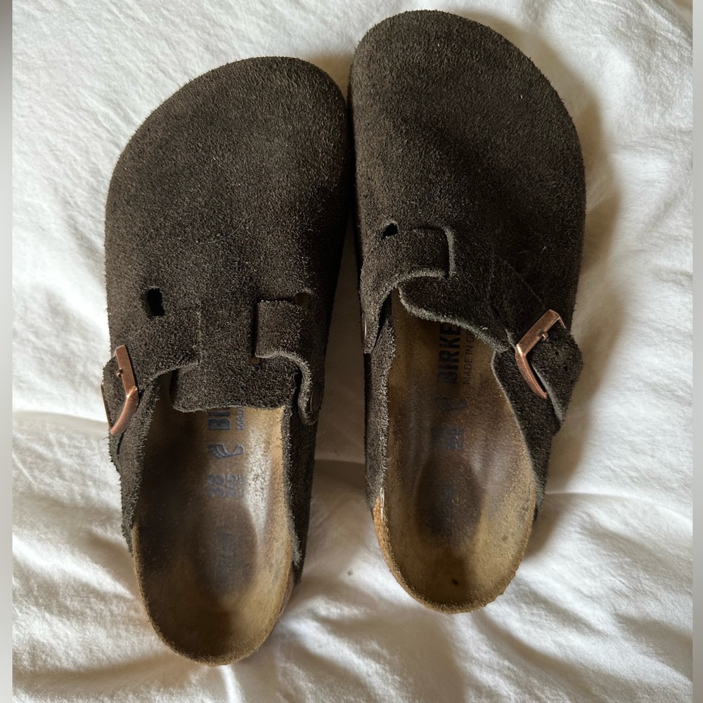 Birkenstock Bostons (Womens)